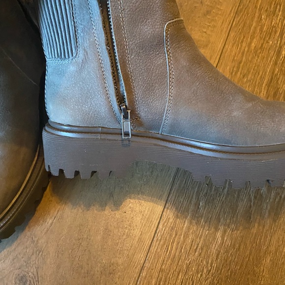 Madewell boots size 8 - Picture 12 of 13